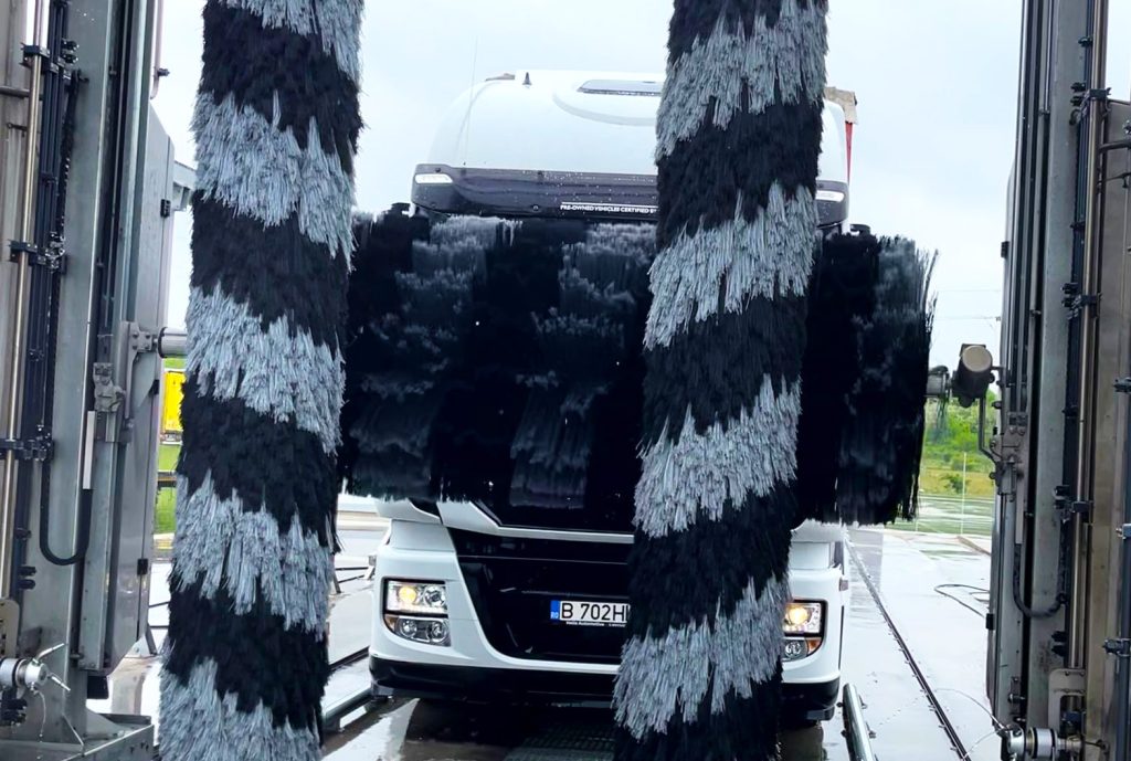 spalatorie automata camioane aquarama startruck instalata la craiova